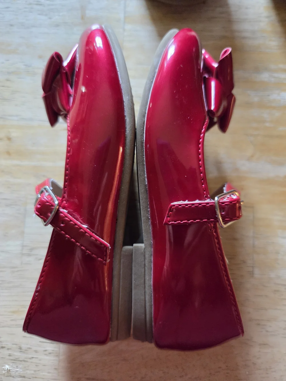 Gymboree Girls' Red Patent Mary Jane Shoes with Bow